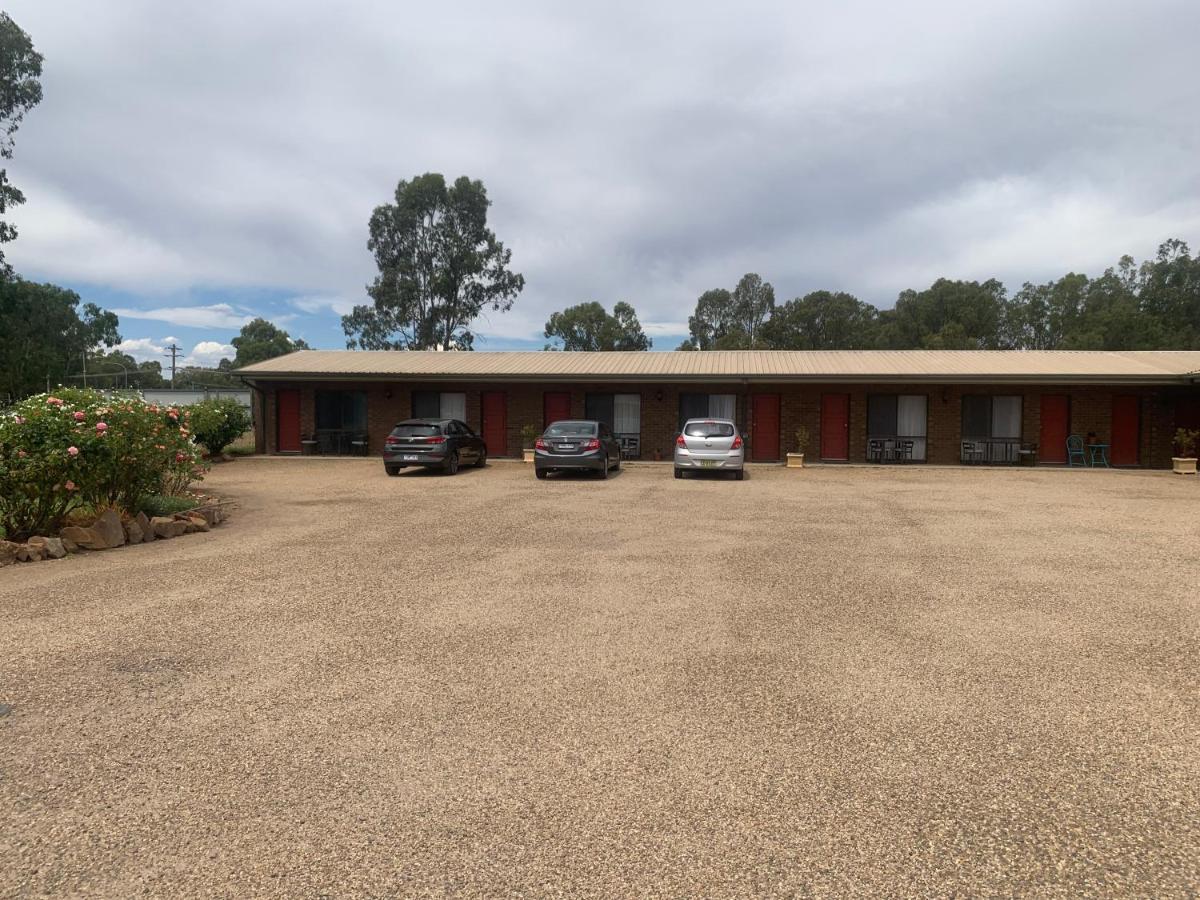 Newell Motor Inn Narrandera Esterno foto