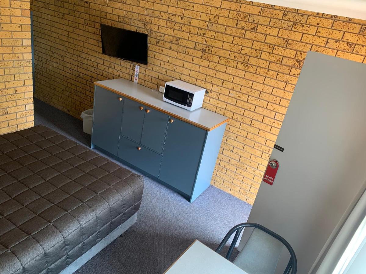 Newell Motor Inn Narrandera Esterno foto