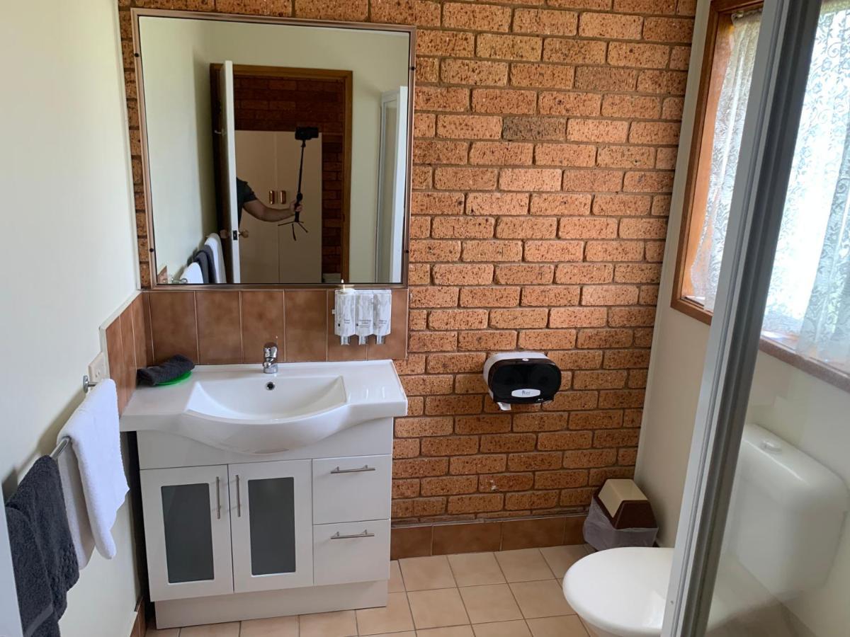 Newell Motor Inn Narrandera Esterno foto