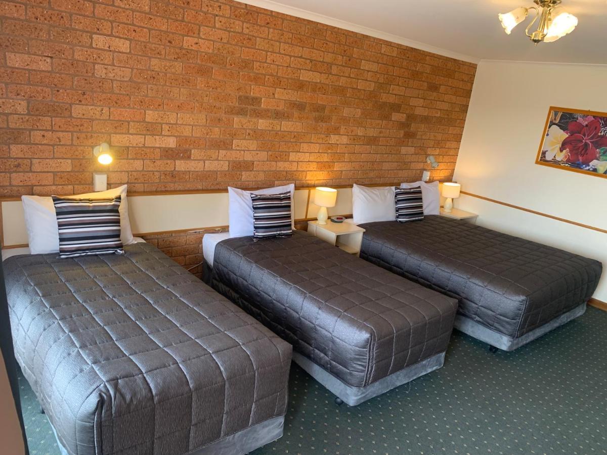 Newell Motor Inn Narrandera Esterno foto